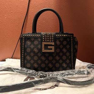 Guess purse